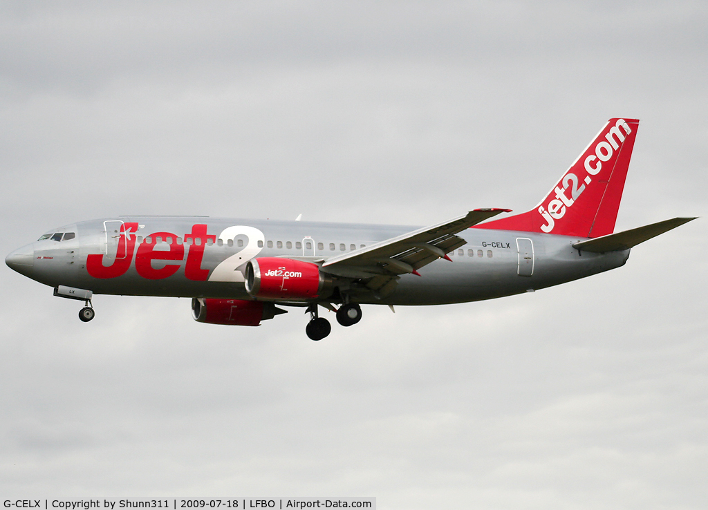 G-CELX, 1986 Boeing 737-377(QC) C/N 23654, Landing rwy 32R