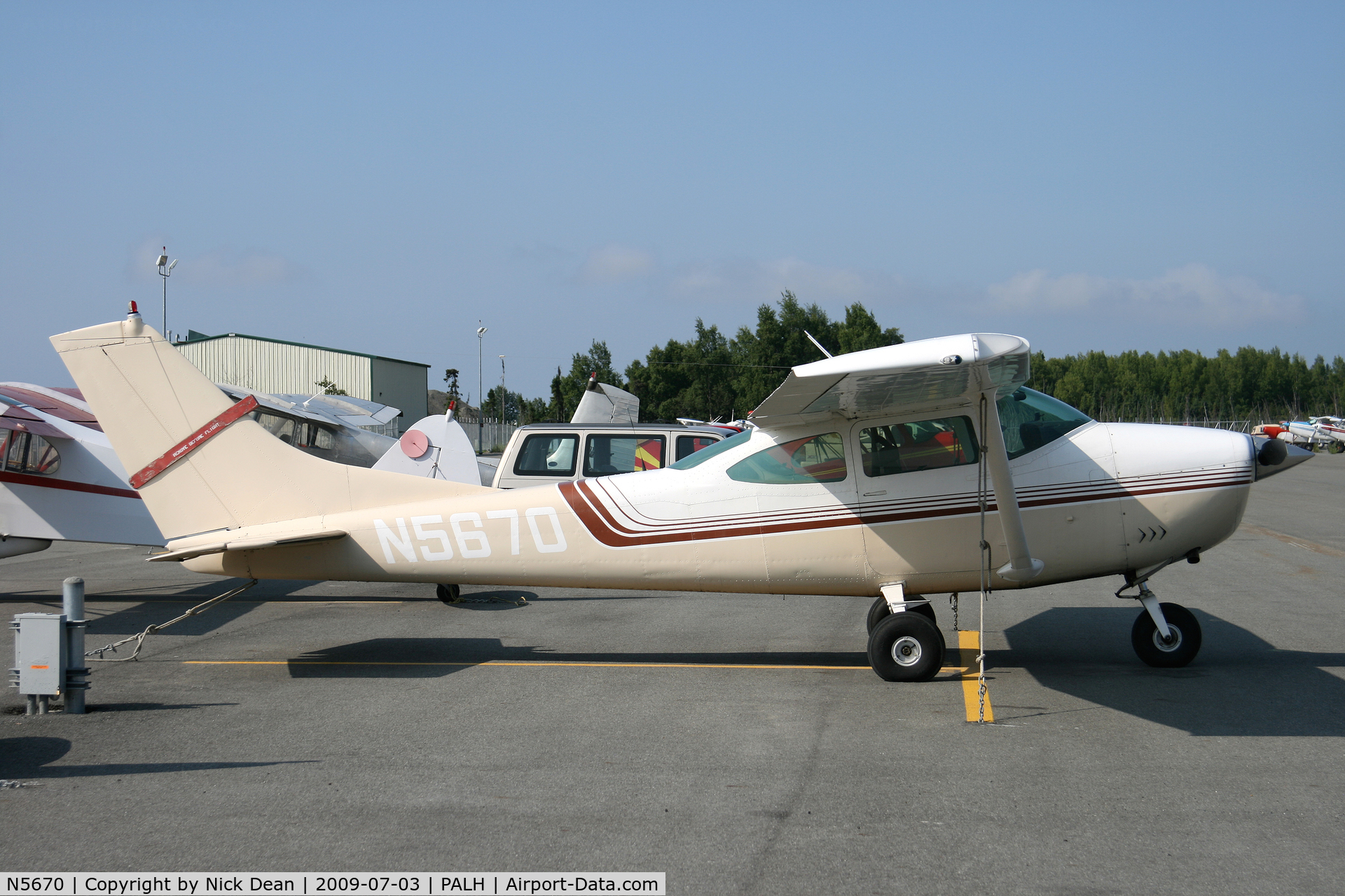 N5670, 1966 Cessna 182J Skylane C/N 18256905, PALH