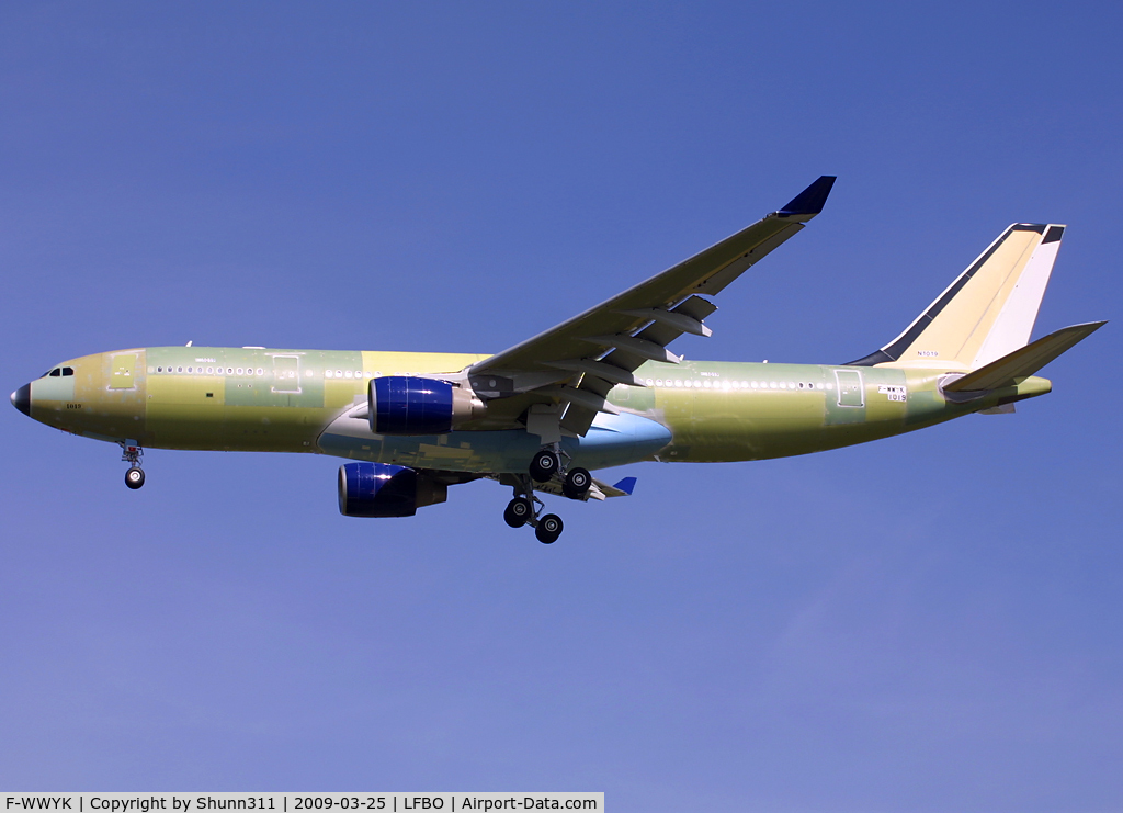 F-WWYK, 2009 Airbus A330-223 C/N 1019, C/n 1019 - For Air Comet