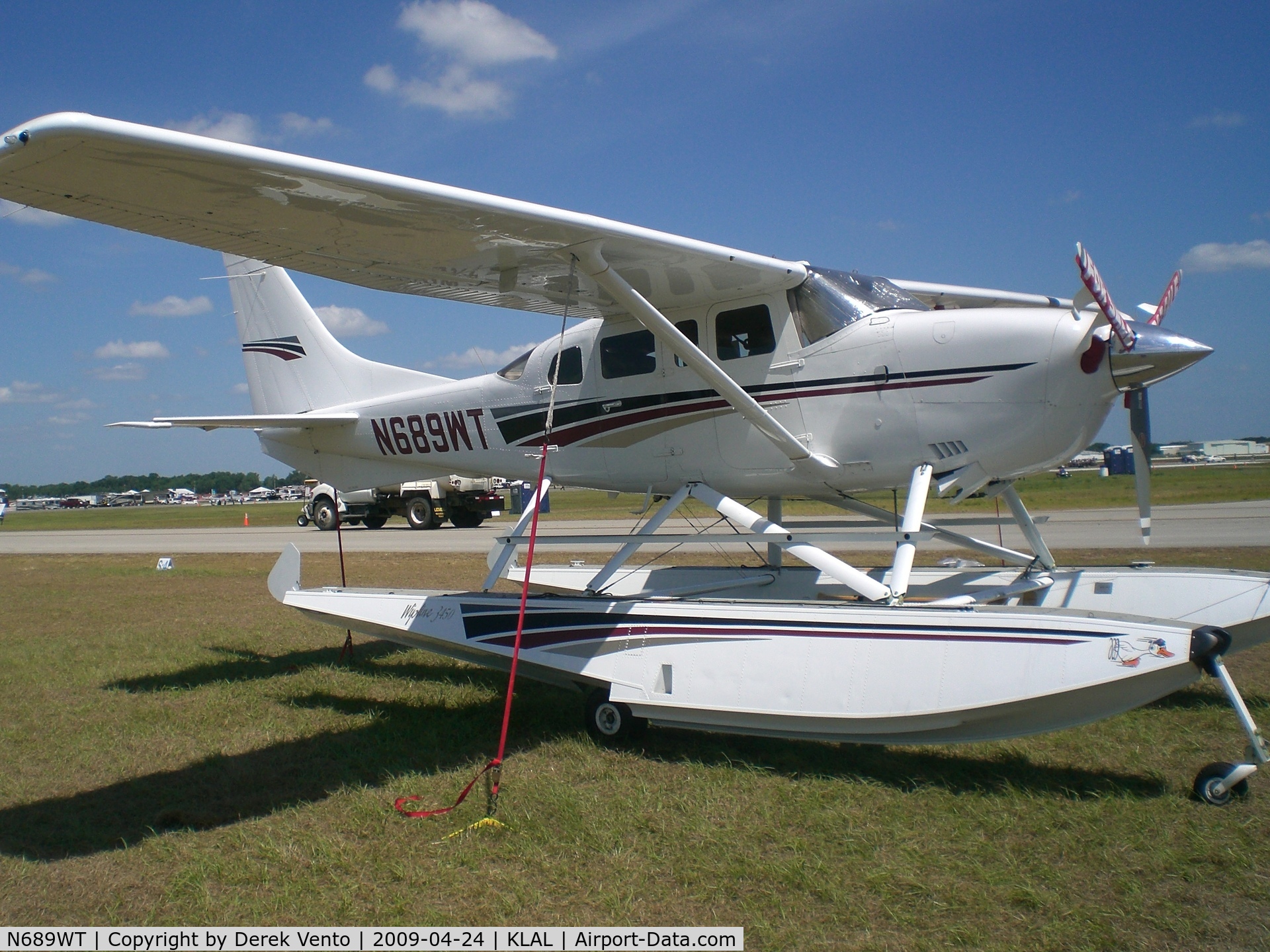 N689WT, 2000 Cessna 206H Stationair C/N 20608083, Sun 'N Fun