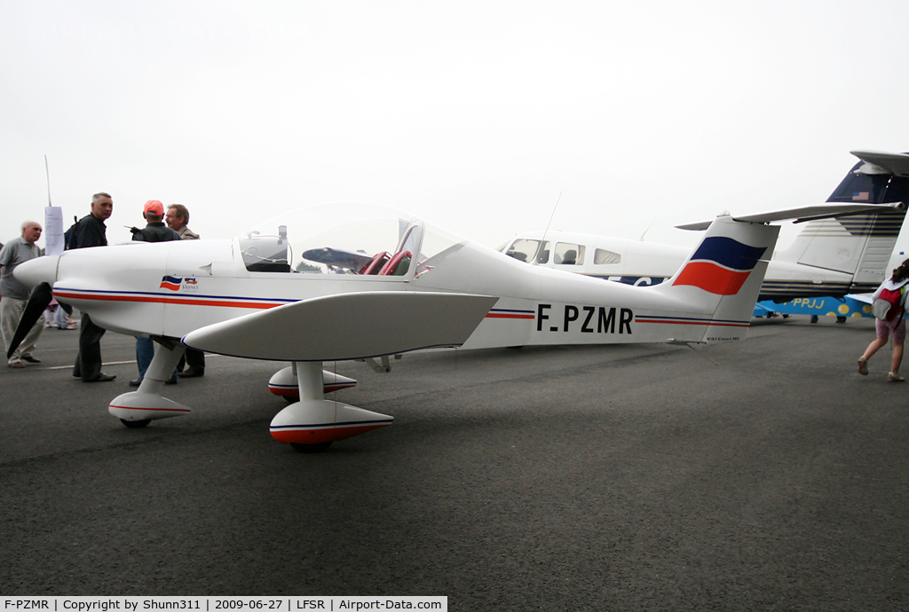 F-PZMR, Colomban MC-100 Ban-Bi C/N 83, Displayed during last LFSR Airshow...