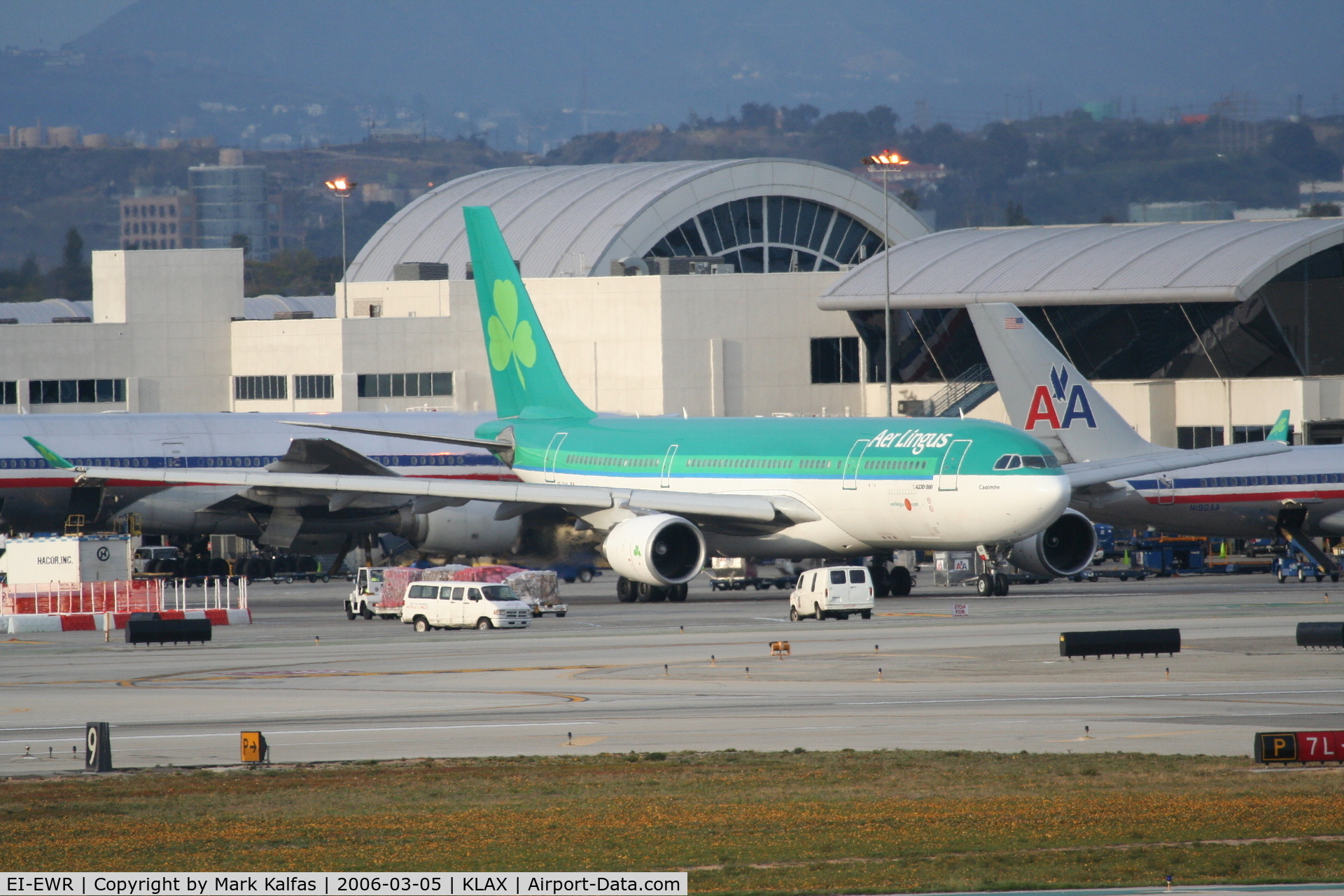 EI-EWR, 2000 Airbus A330-202 C/N 330, Aer Lingus A330-202, EI-EWR getting ready to depart KLAX for EIDW (Dublin)