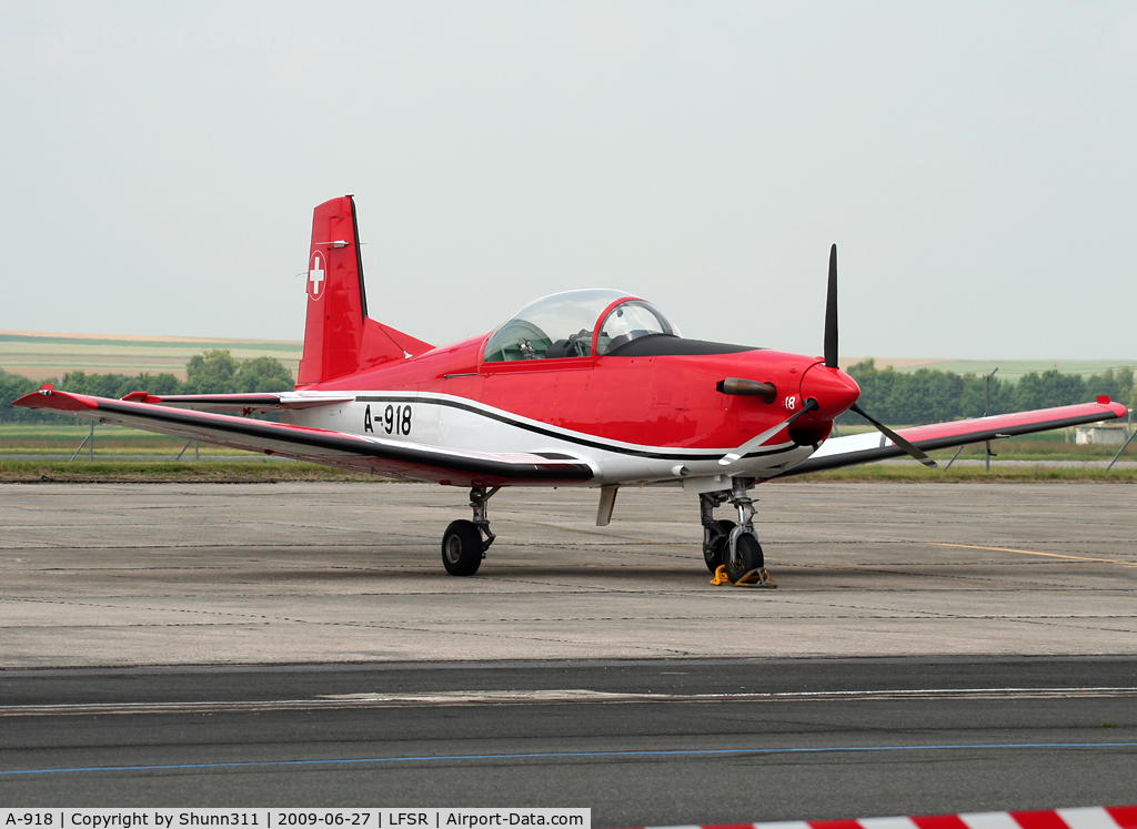 A-918, 1983 Pilatus PC-7 Turbo Trainer C/N 326, Used as a demo during lst LFSR Airshow...