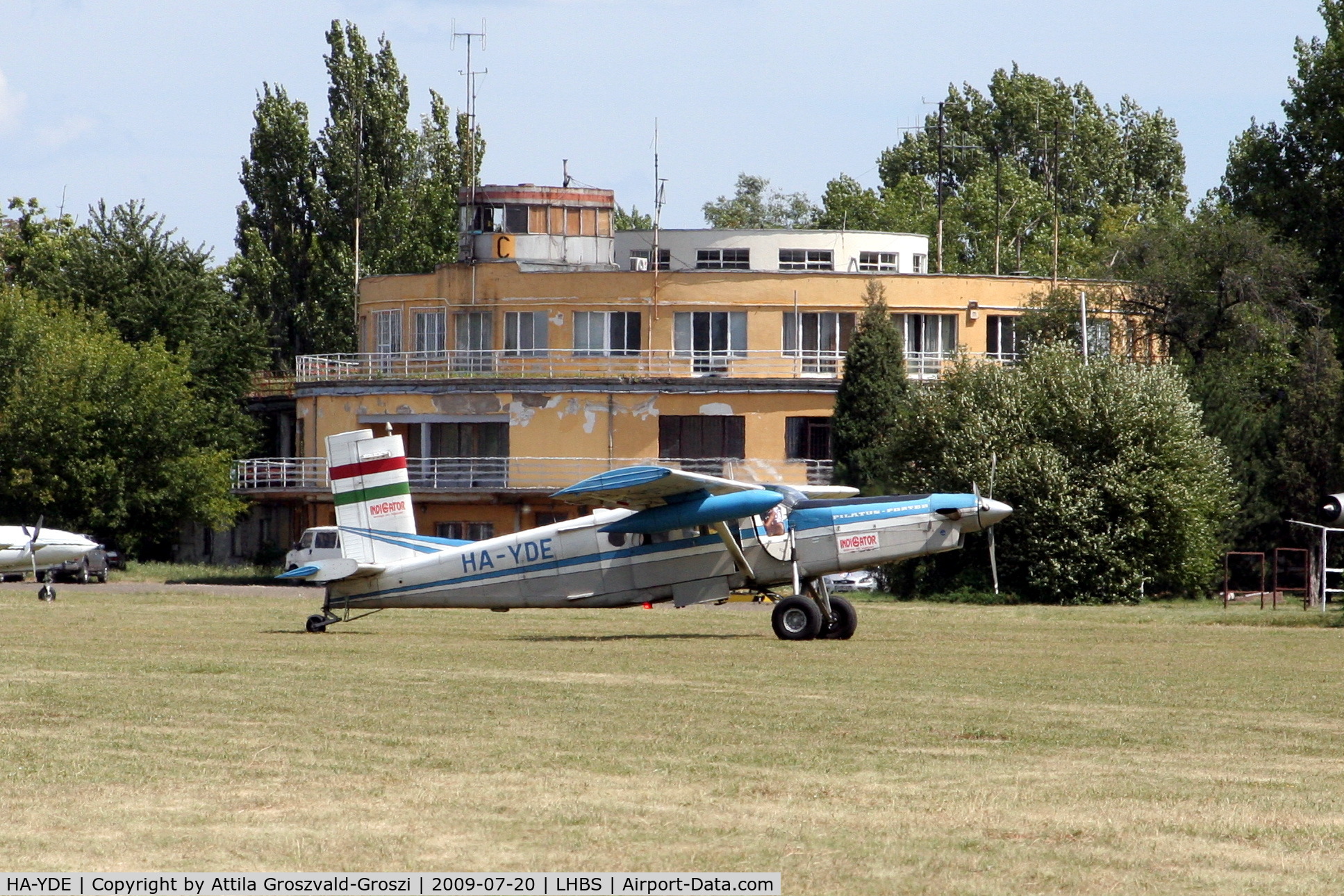 HA-YDE, 1981 Pilatus PC-6/B2-H2 C/N 814, Budaörs-Airport / Hungary - LHBS
