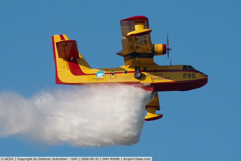 C-GCSX, 1986 Canadair CL-215-V (CL-215-1A10) C/N 1088, Buffalo Airways CL215