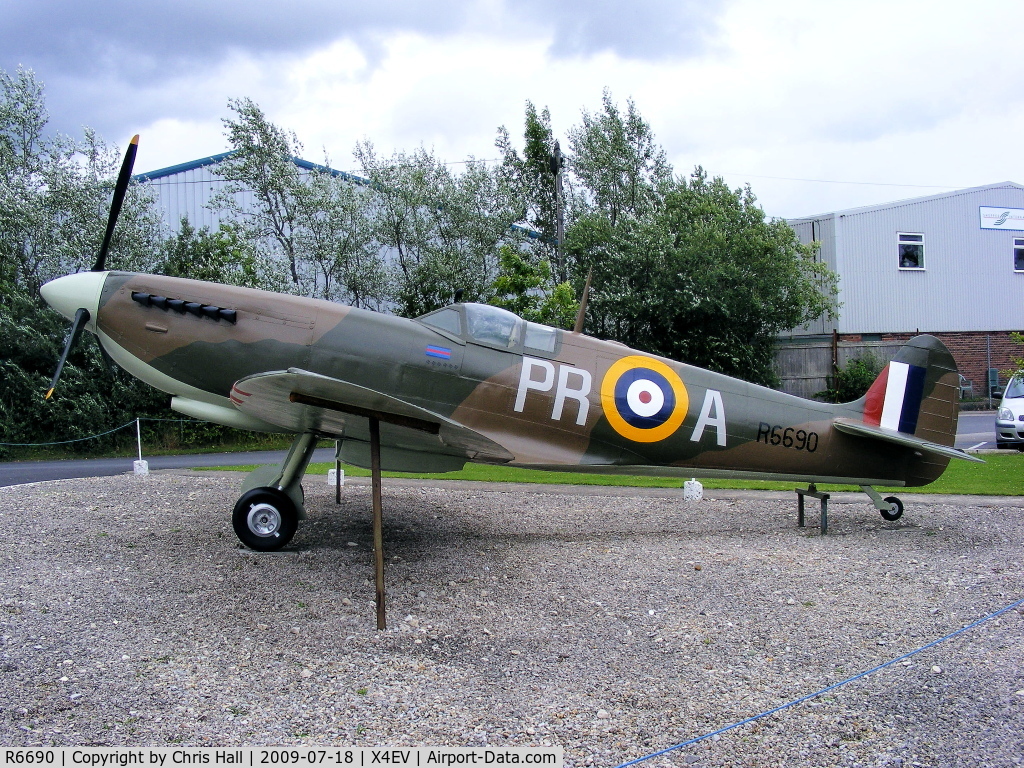 R6690, Supermarine Spitfire Replica C/N BAPC.254, Spitfire replica at the Museum commemorates 609 (West Riding) Squadron, Royal Auxiliary Air Force, and represents Spitfire Mk Ia 'R6690' flown in the Battle of Britain by the Commanding Officer, Sqn Ldr H S 'George' Darley.