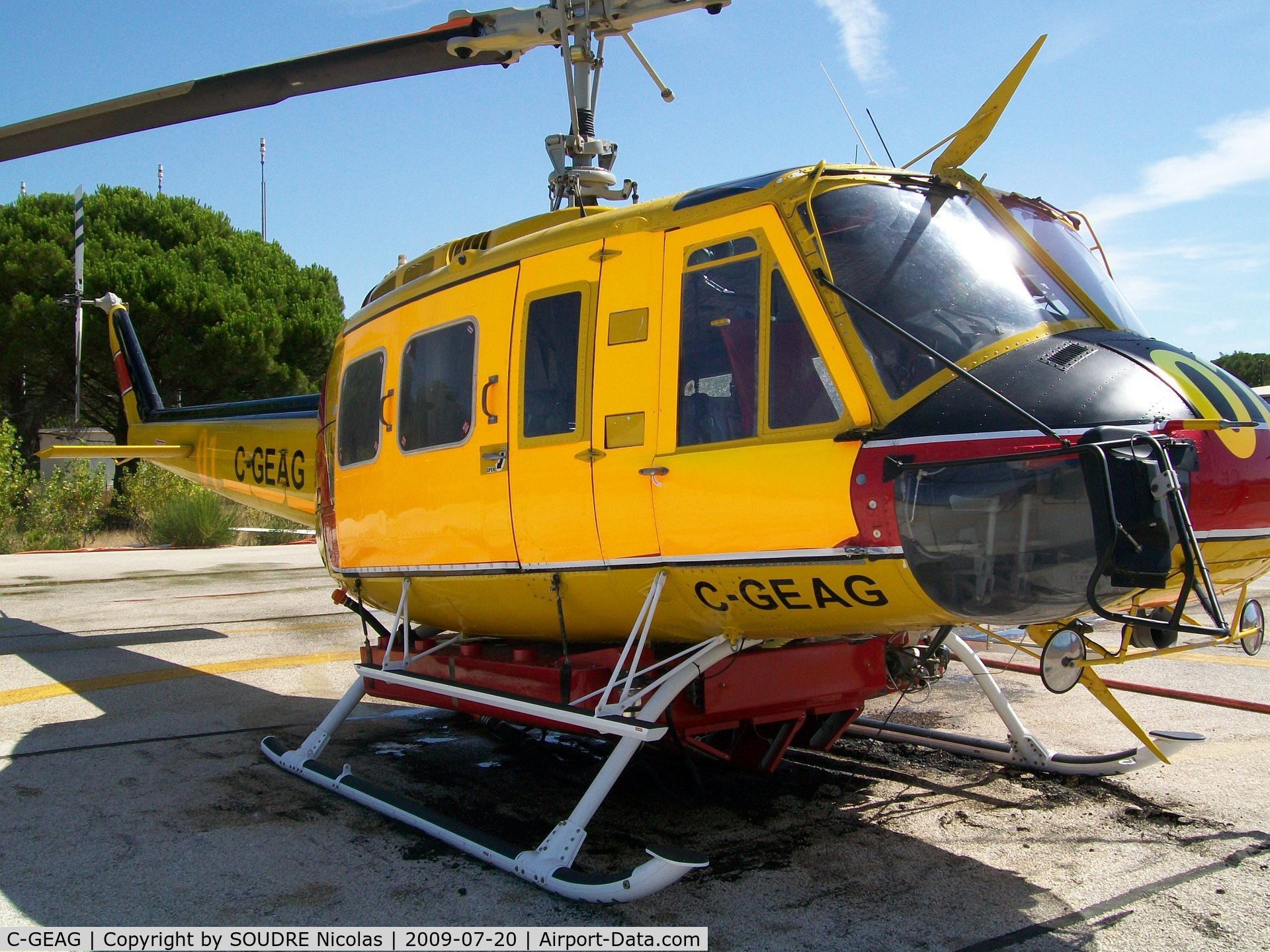 C-GEAG, 1978 Bell 205A-1 C/N 30262, Le CANNET 2009