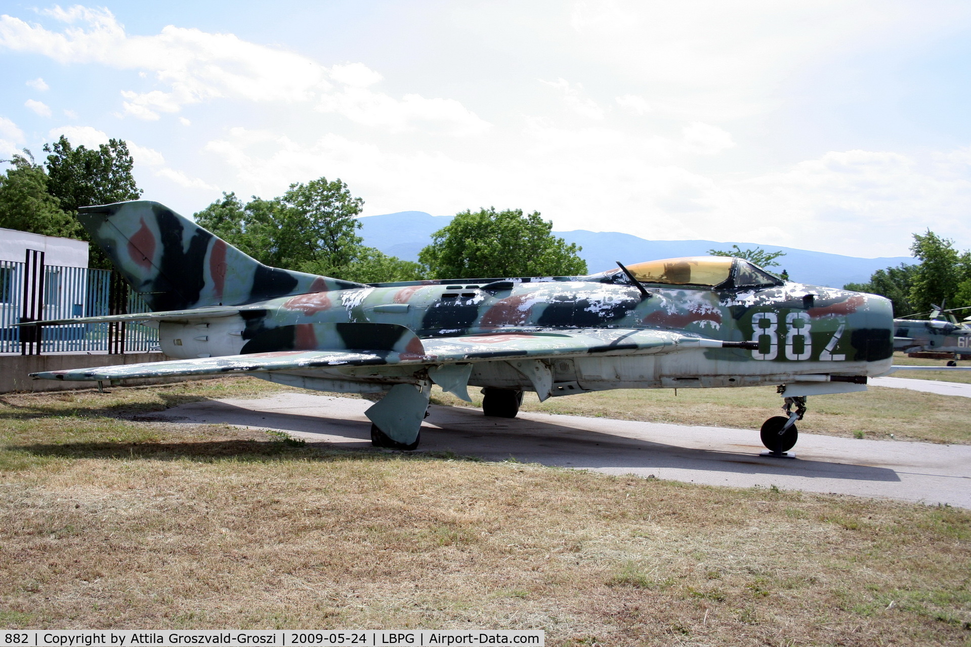 882, 1958 Mikoyan-Gurevich MiG-19S C/N Not found 882, Bulgarian Museum of Aviation, Plovdiv-Krumovo (LBPG).