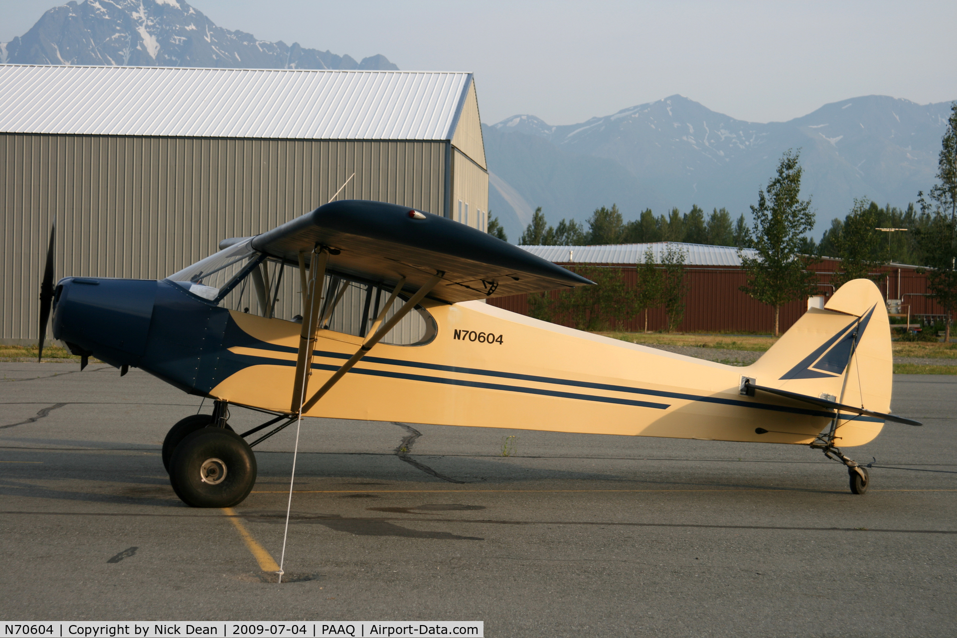 N70604, 1946 Piper J3C-65 Cub C/N 17613, PAAQ