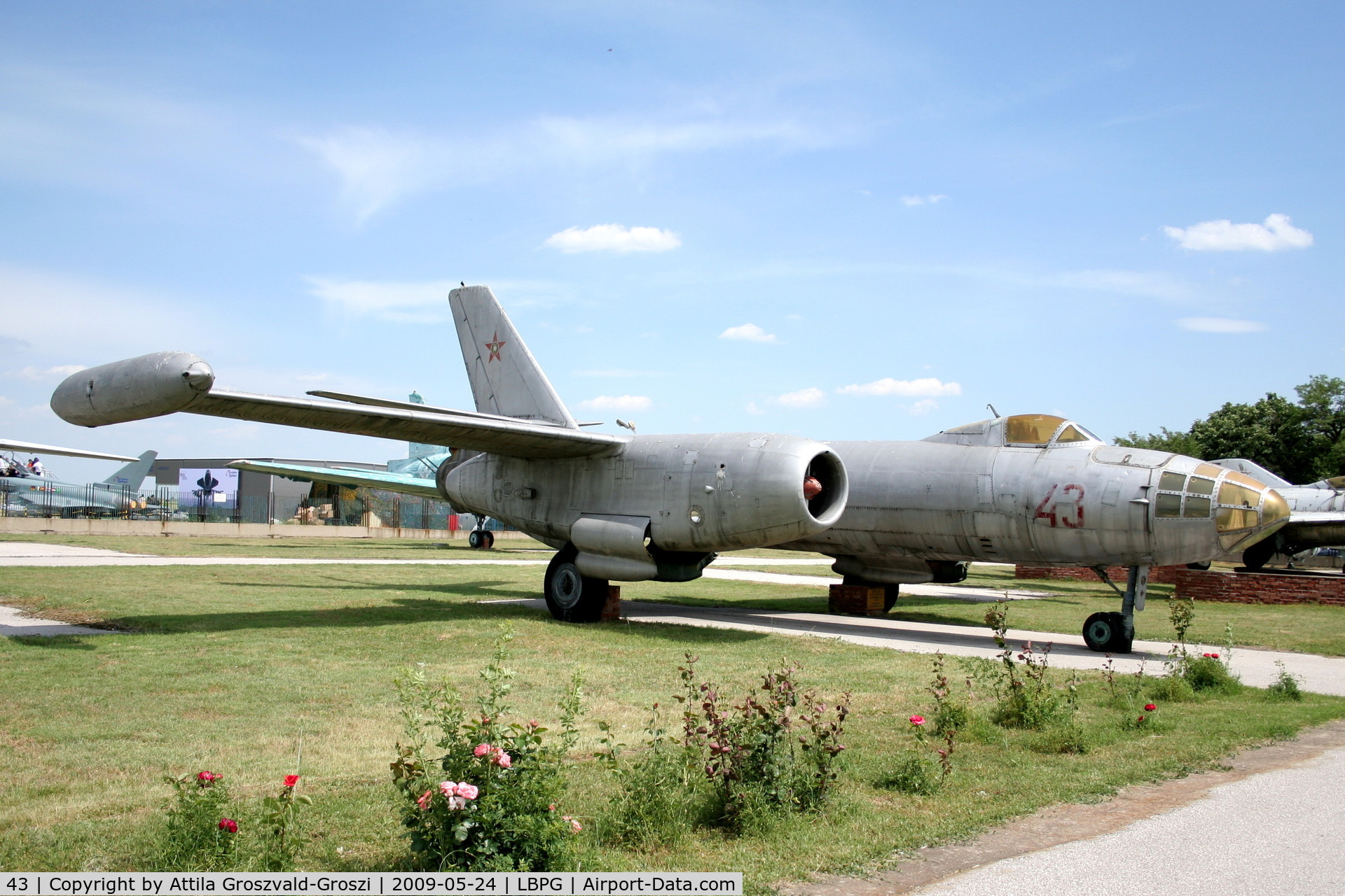 43, Ilyushin Il-28R C/N 2504, Bulgarian Museum of Aviation, Plovdiv-Krumovo (LBPG).