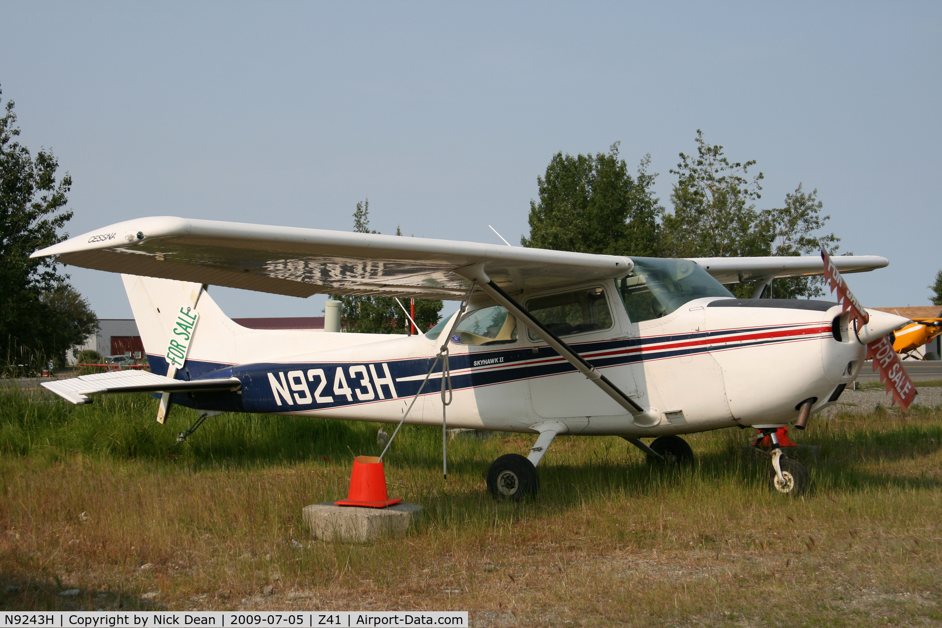 N9243H, 1975 Cessna 172M C/N 17266041, Z41