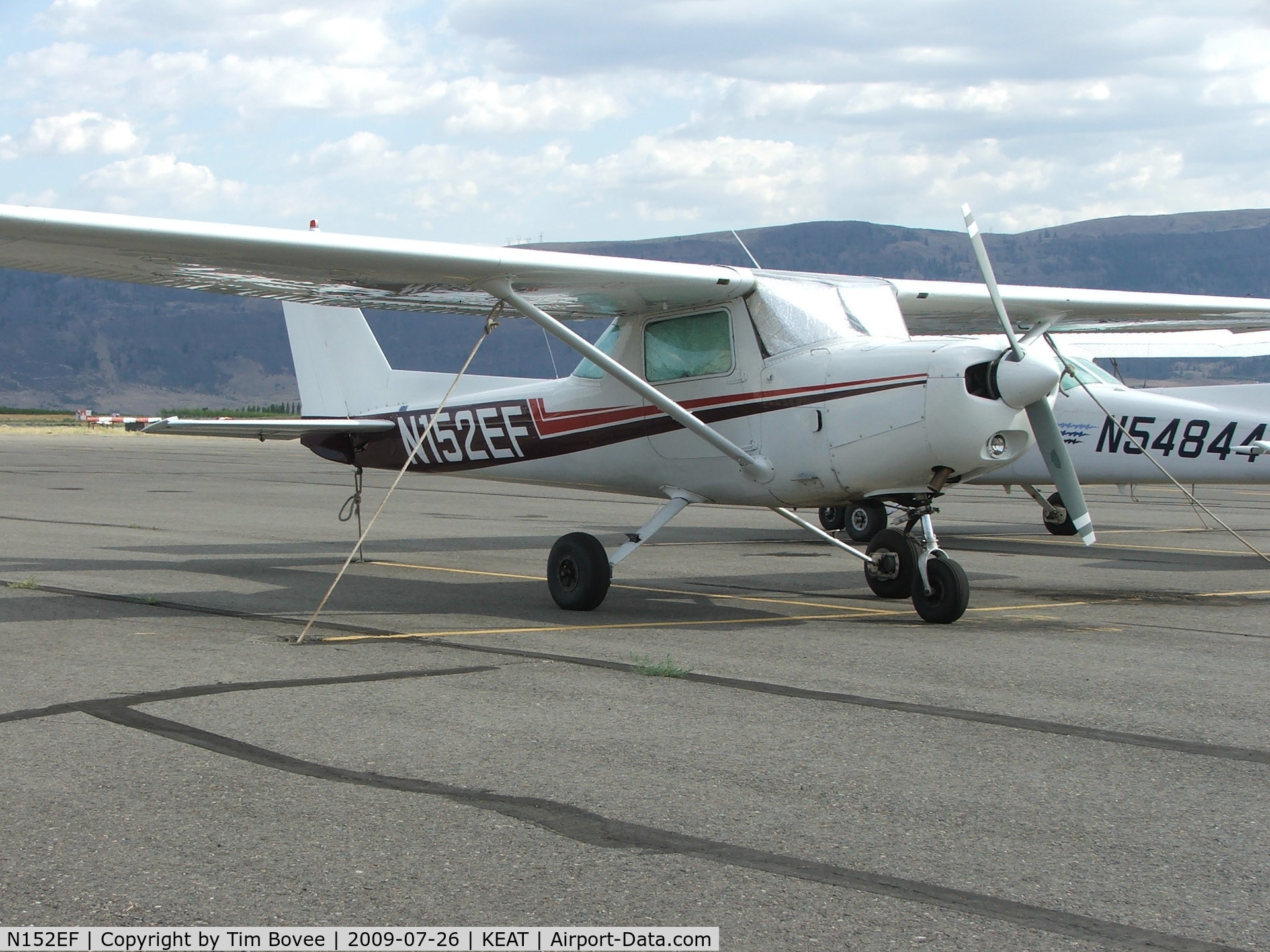 N152EF, 1979 Cessna 152 C/N 15283975, Wings of Wenatchee basic trainer