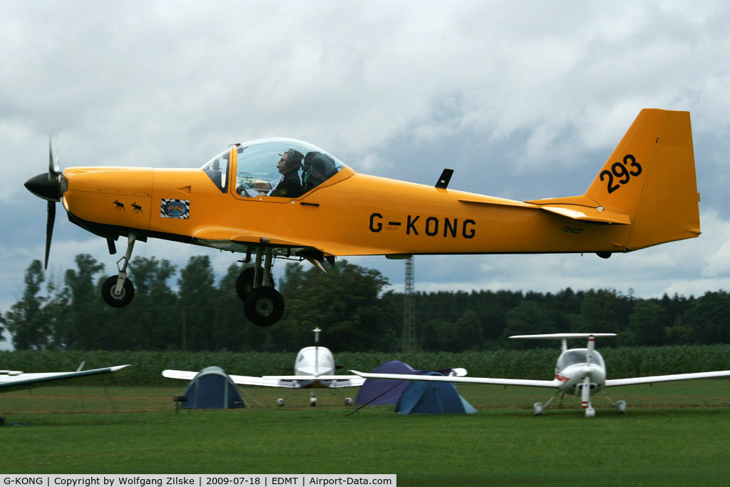 G-KONG, 1987 Slingsby T-67M-200 Firefly C/N 2041, visitor
