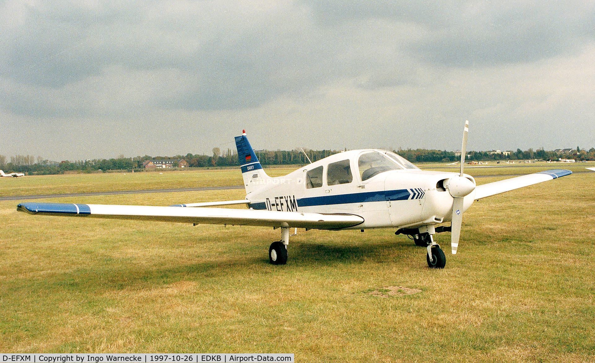 D-EFXM, 1989 Piper PA-28-161 Cadet C/N 2841128, Piper PA-28-161 Cadet at Bonn-Hangelar airfield