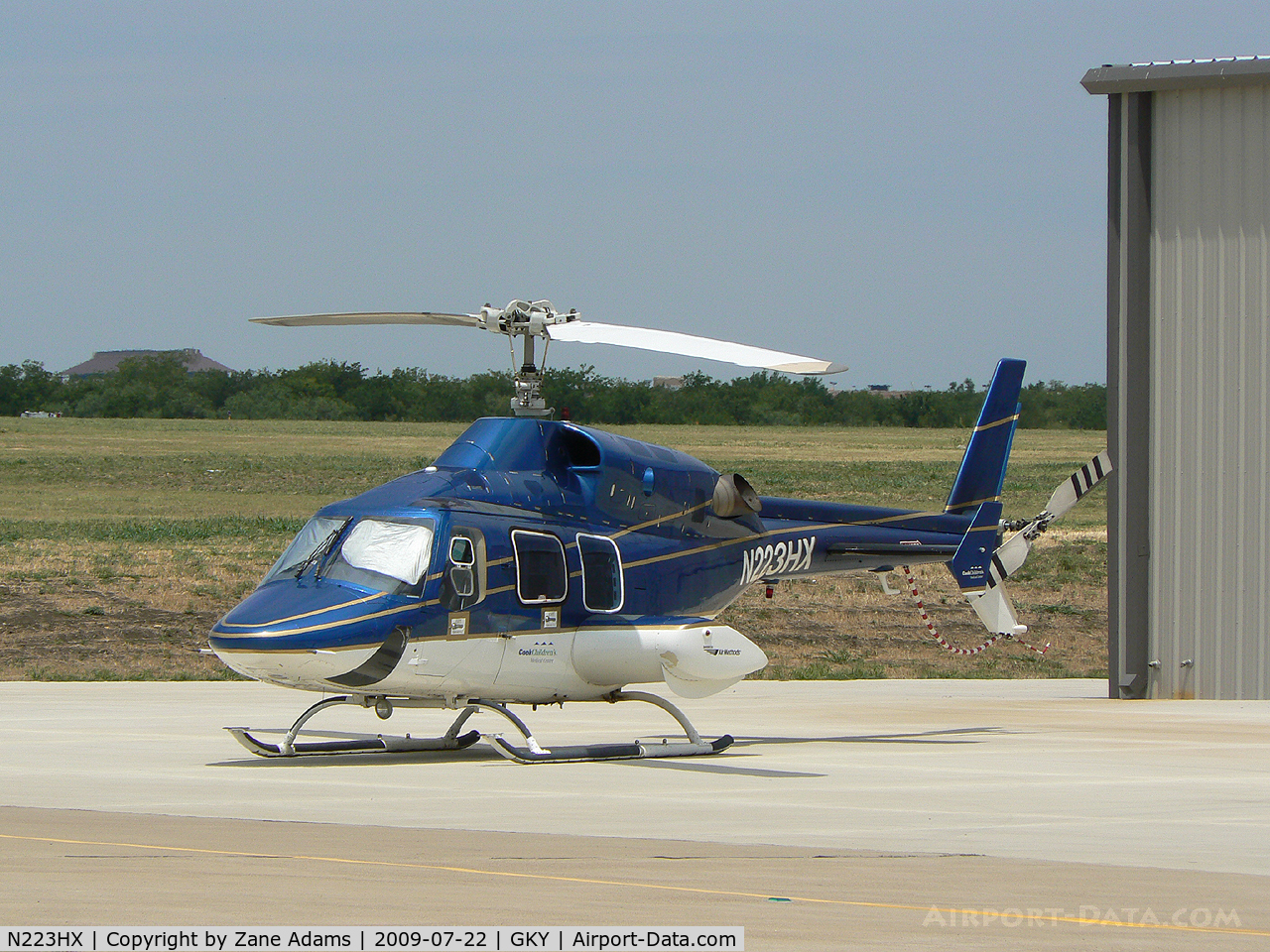 N223HX, 1984 Bell 222U C/N 47511, At Arlington Municipal
