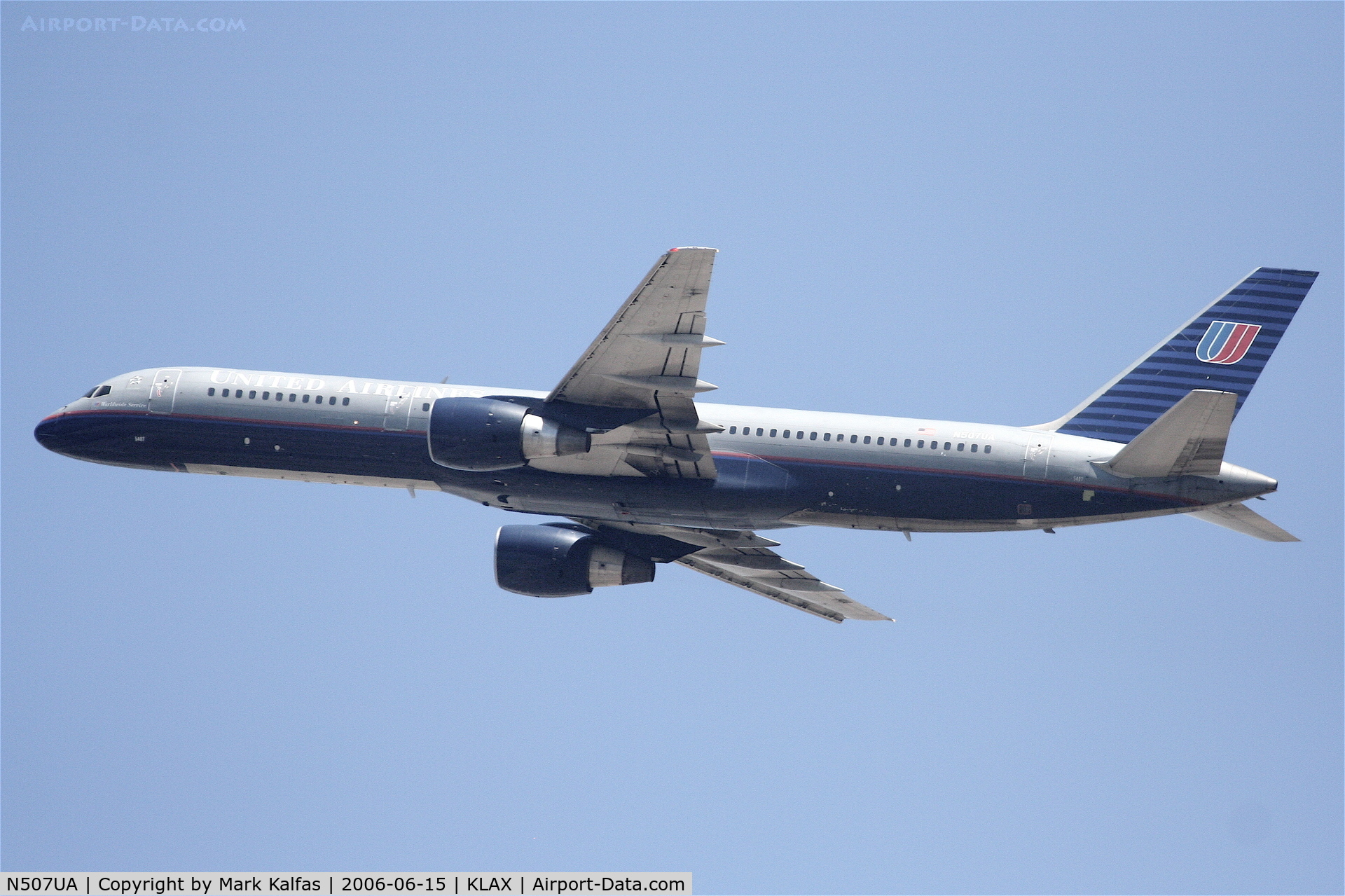 N507UA, 1990 Boeing 757-222F C/N 24743, United Airlines Boeing 757-222, N507UA departing KLAX 25R.