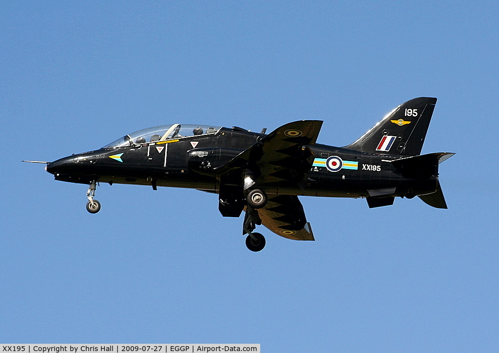 XX195, 1978 Hawker Siddeley Hawk T.1 C/N 042/312042, RAF No 4 FTS/208(R) Sqn