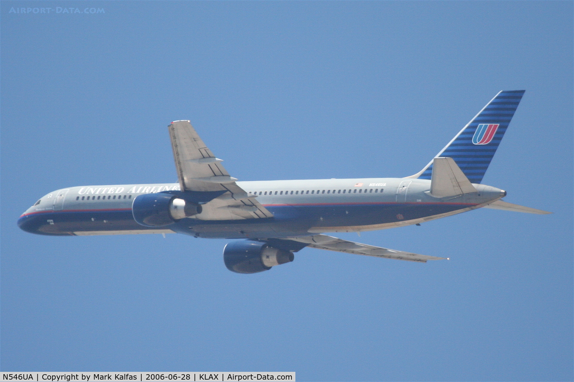 N546UA, 1991 Boeing 757-222 C/N 25367, United Airlines Boeing 757-222, N546UA RWY 25R departure KLAX.