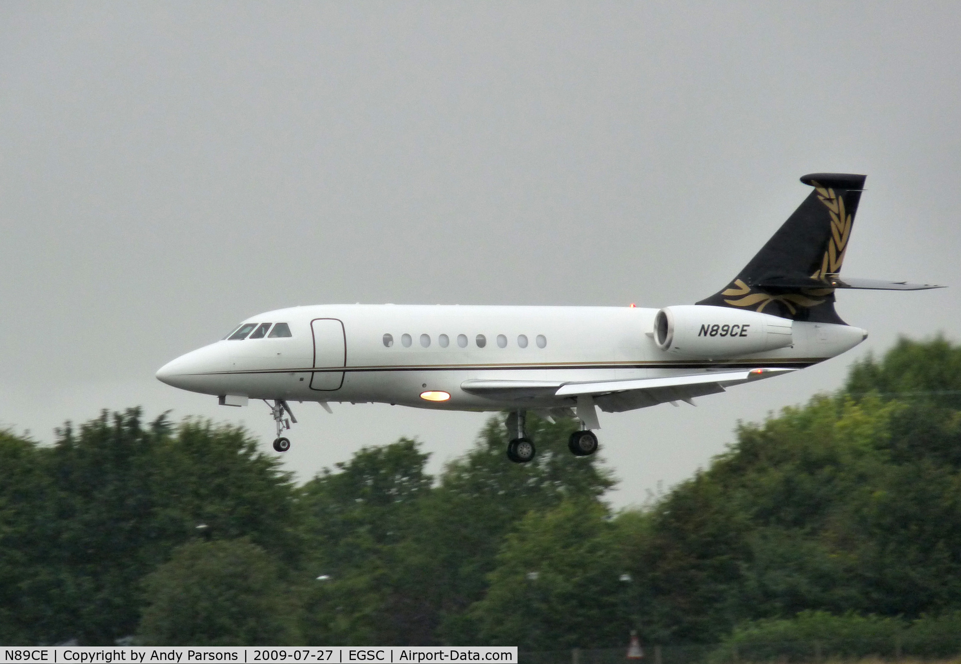 N89CE, 2006 Dassault Falcon 2000EX C/N 81, Arriving at Cambridge