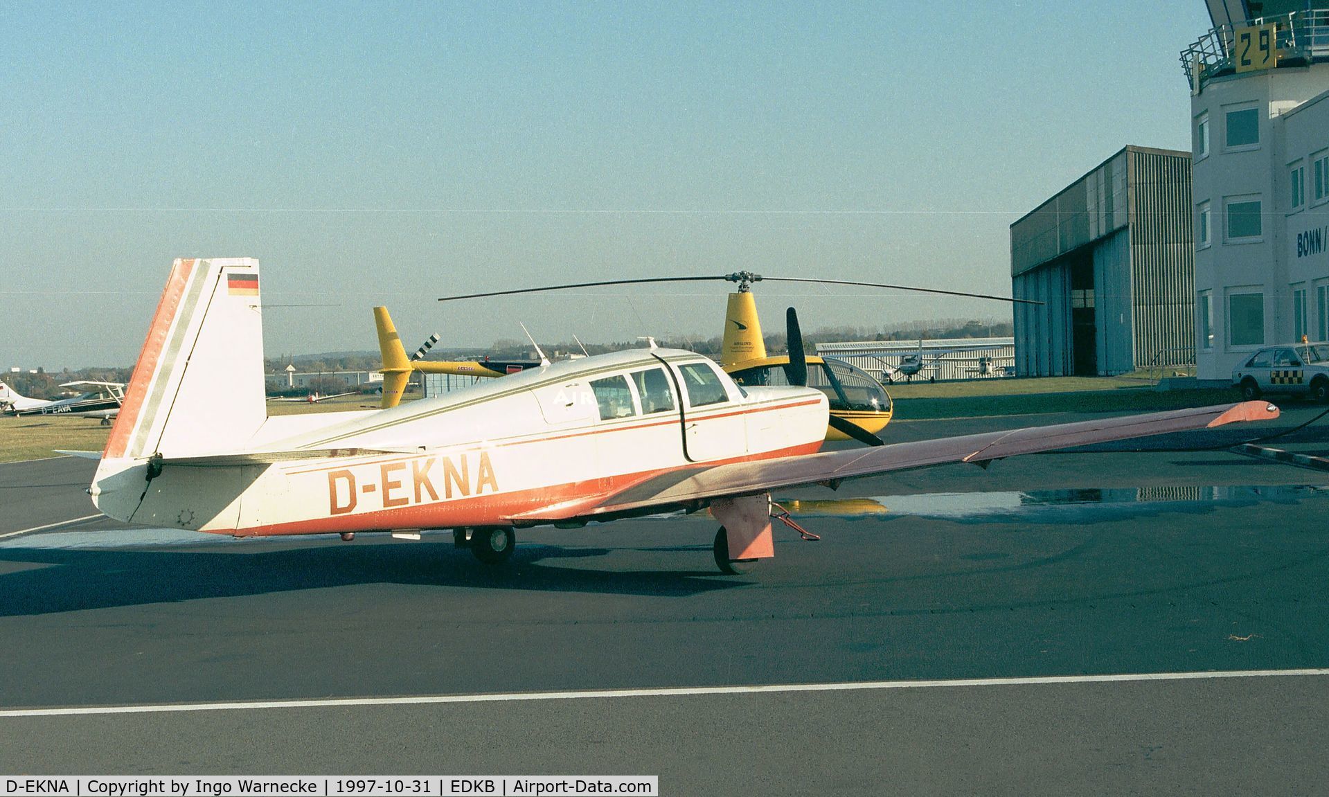 D-EKNA, 1967 Mooney M20F Executive C/N 670297, Mooney M20F Executive 21 at Bonn-Hangelar airfield