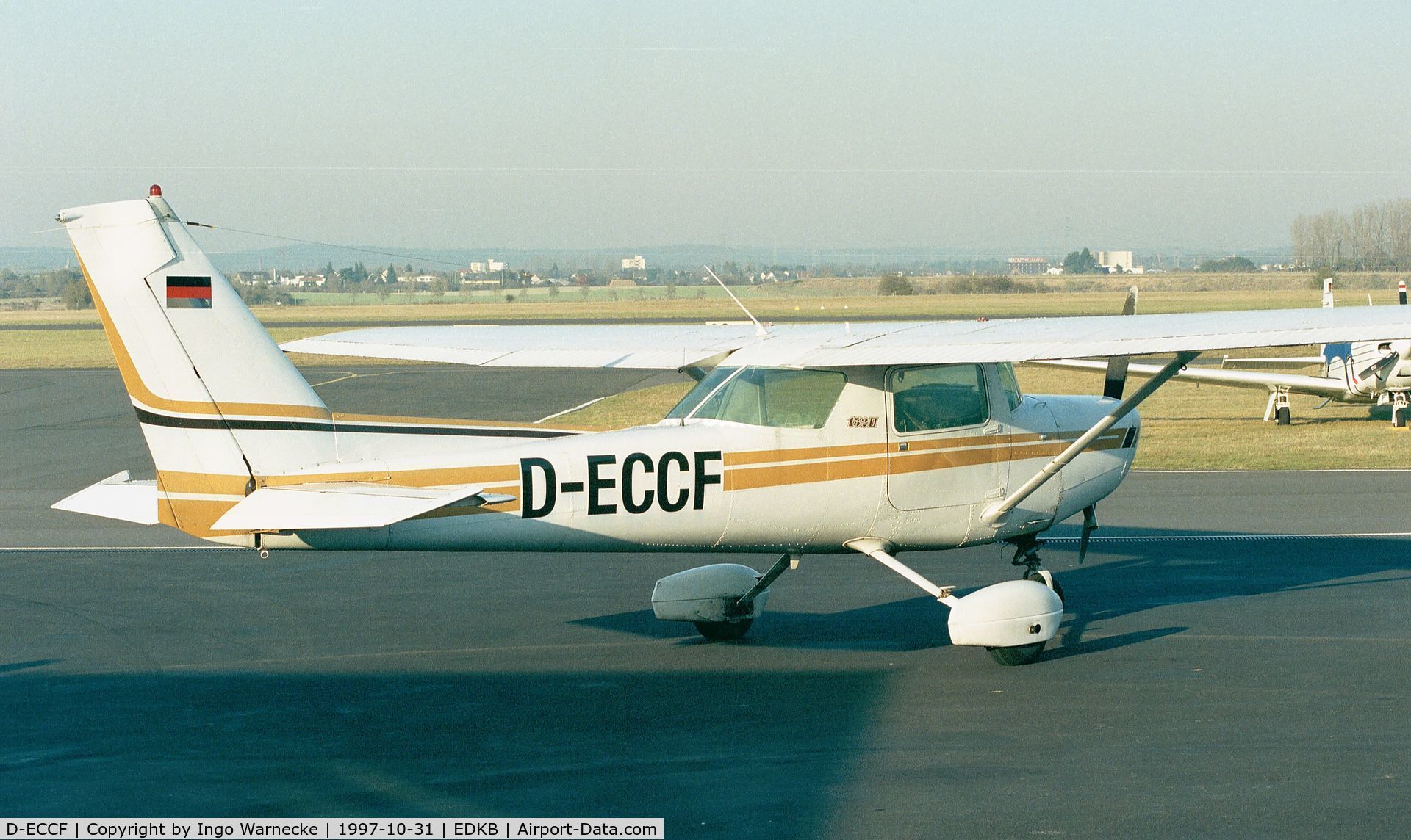 D-ECCF, Cessna 152 II C/N 15285384, Cessna 152 II at Bonn-Hangelar airfield