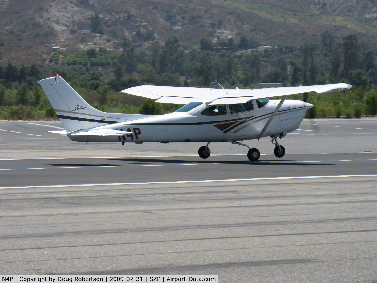 N4P, 1983 Cessna TR182 Turbo Skylane RG C/N R18201941, 1983 Cessna TR182 Turbo SKYLANE RGII, Lycoming O-540-L3C5D 235 Hp with turbocharger & CS prop, takeoff roll Rwy 22