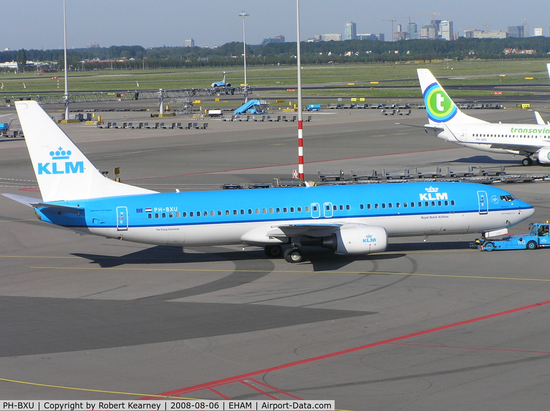 PH-BXU, 2006 Boeing 737-8BK C/N 33028, KLM being towed onto stand