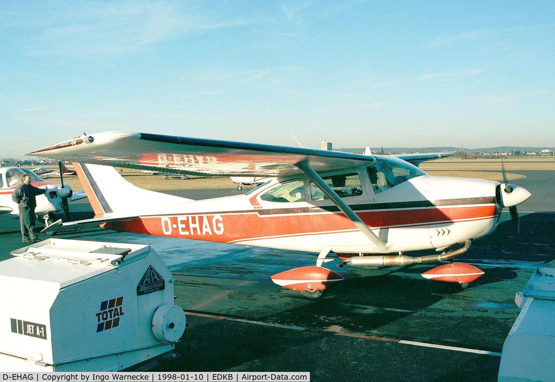 D-EHAG, Cessna 182G Skylane C/N 18255275, Cessna 182G Skylane at Bonn-Hangelar airfield