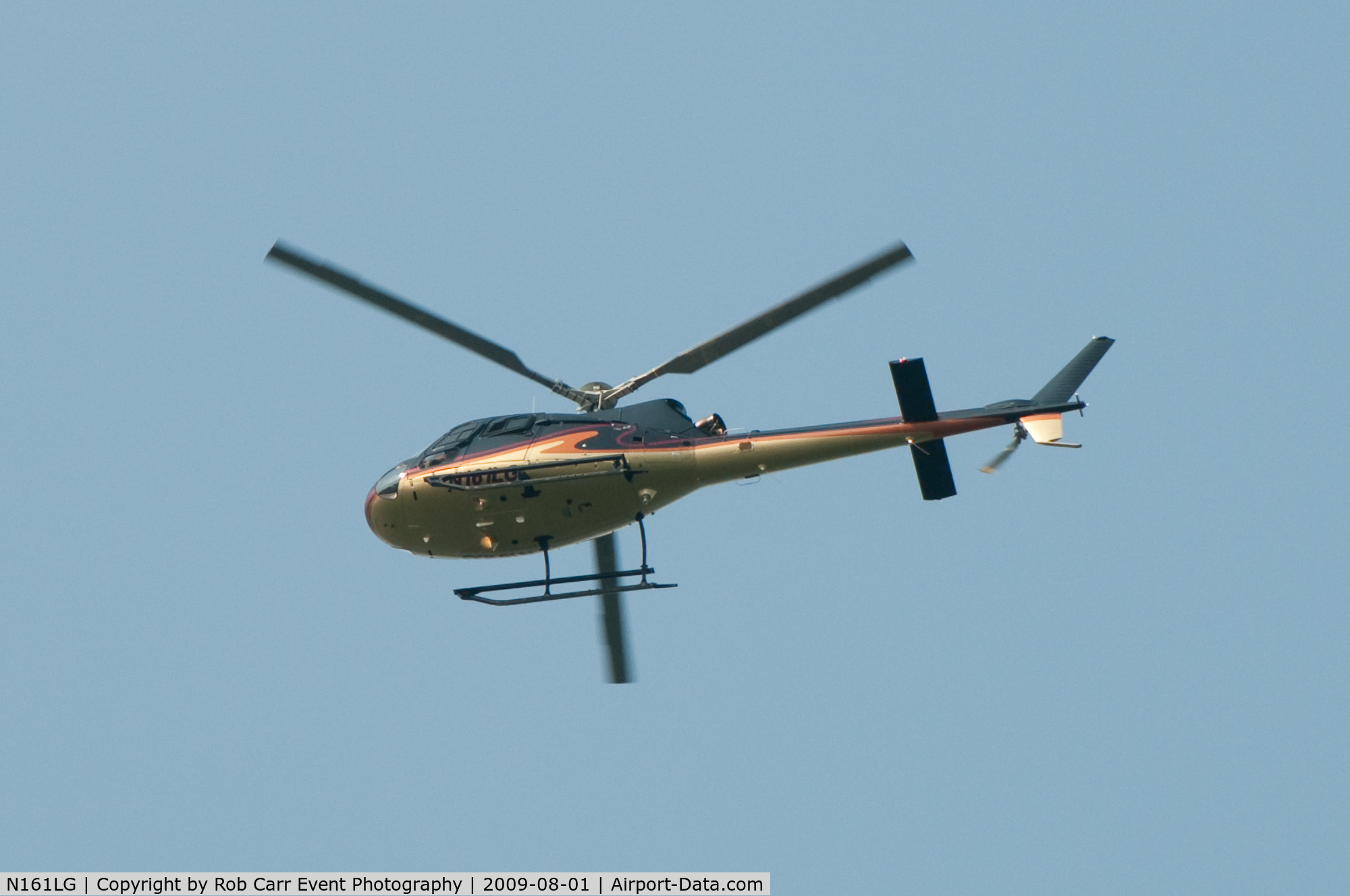 N161LG, Eurocopter AS-350B-2 Ecureuil Ecureuil C/N 4586, Helicopter in Flight: New Paint Job