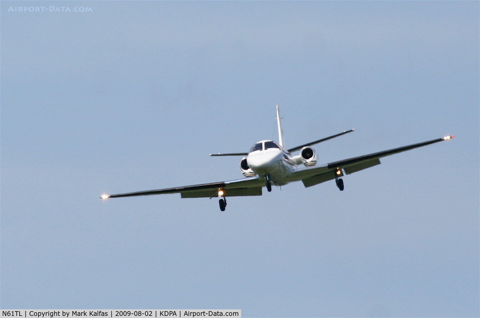 N61TL, 1998 Cessna 560 C/N 560-0461, Cessna 560, N61TL on approach RWY 20R KDPA.