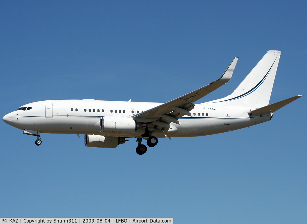 P4-KAZ, Boeing 737-7EJ BBJ C/N 32774, Landing rwy 32R