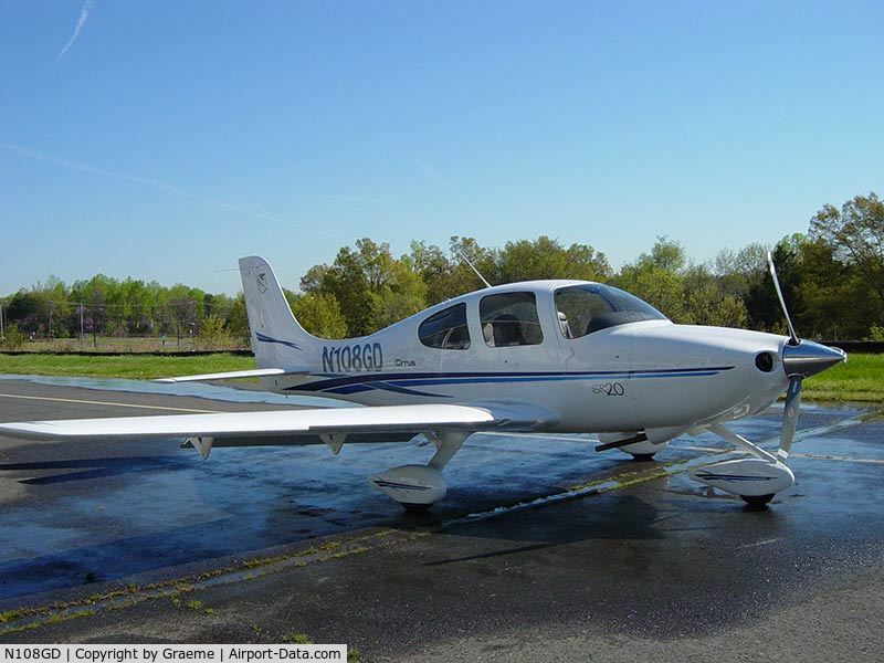 N108GD, 2003 Cirrus SR20 C/N 1290, After Cleaning Aircraft