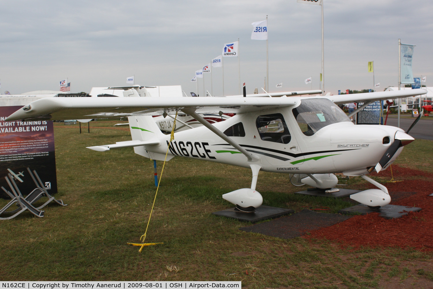 N162CE, 2008 Cessna 162 Skycatcher C/N 16200001, Cessna E162, c/n: E16200001