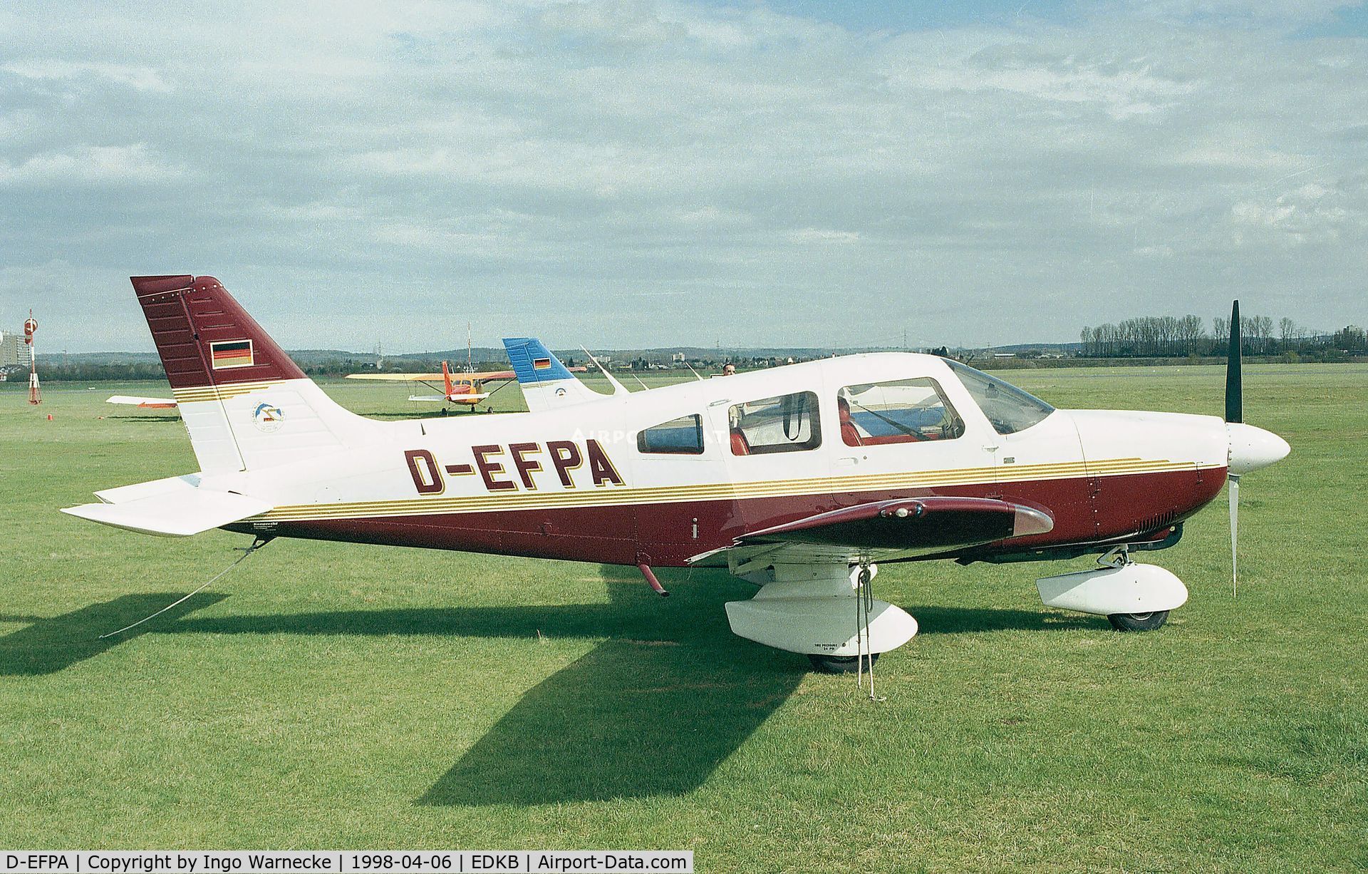D-EFPA, 1978 Piper PA-28-181 C/N 28-90077, Piper PA-28-181 Archer II at Bonn-Hangelar airfield