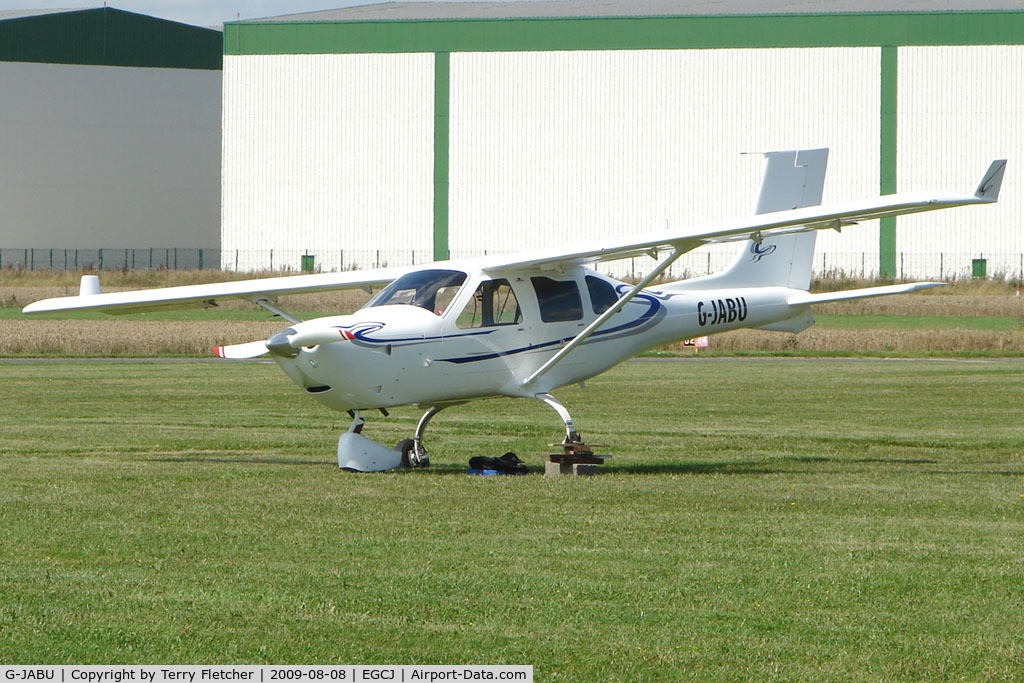 G-JABU, 2006 Jabiru J430 C/N PFA 336-14515, Developed a puncture whilst taxying in at  Sherburn for the 2009 LAA Great Northern Rally