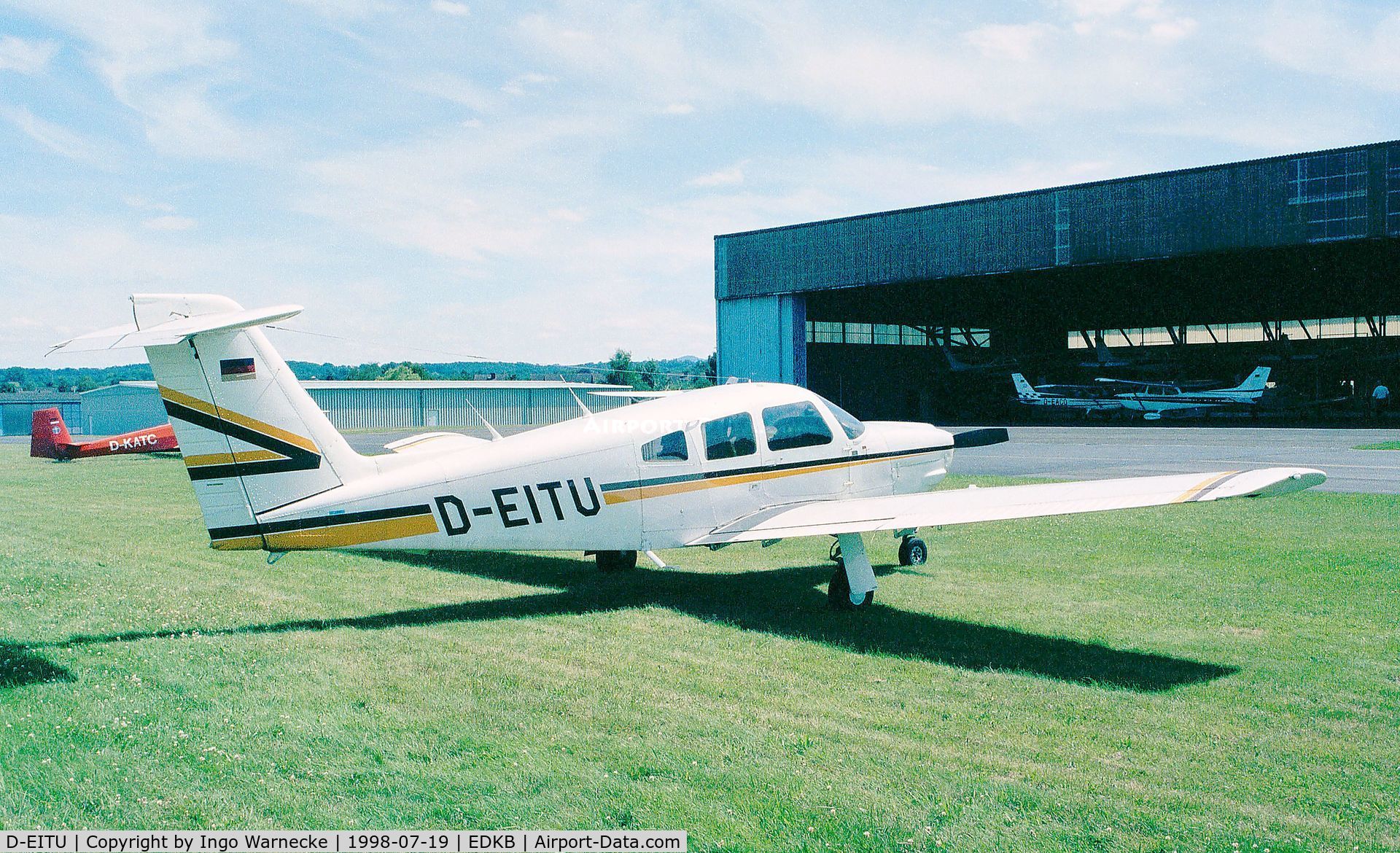 D-EITU, 1979 Piper PA-28RT-201 Arrow IV Arrow IV C/N 28R-7918241, Piper PA-28RT-201 Arrow IV at Bonn-Hangelar airfield
