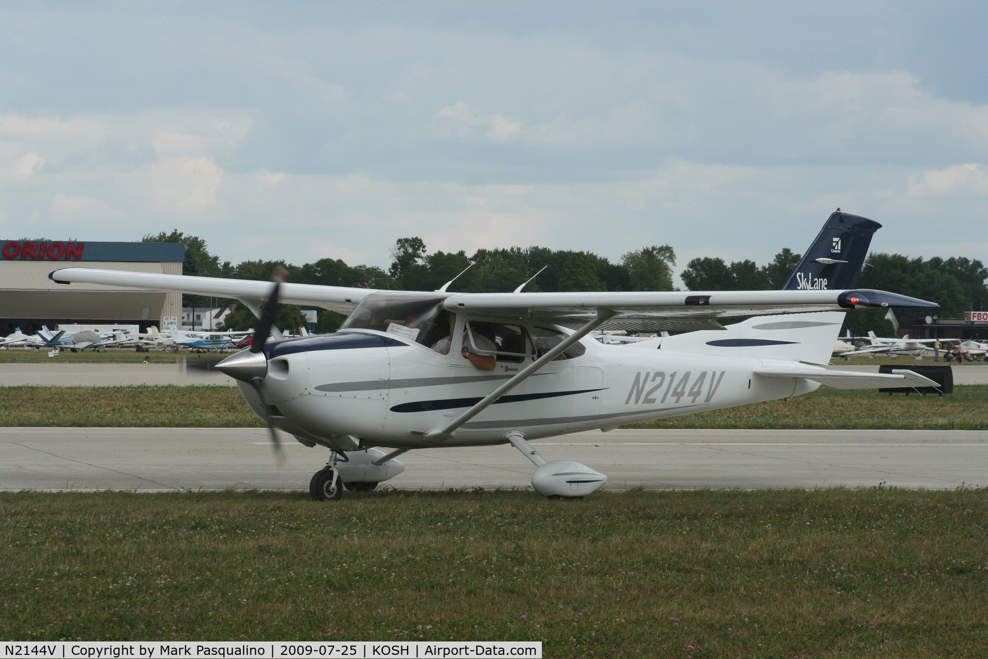 N2144V, 2003 Cessna 182T Skylane C/N 18281276, Cessna 182T