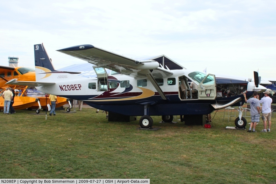 N208EP, Cessna 208B C/N 208B2112, Airventure 2009 - Oshkosh, Wisconsin