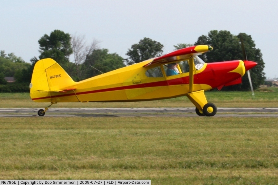 N6786E, 2008 Barrows Bearhawk C/N 164, Departing Fond du Lac, Wisconsin