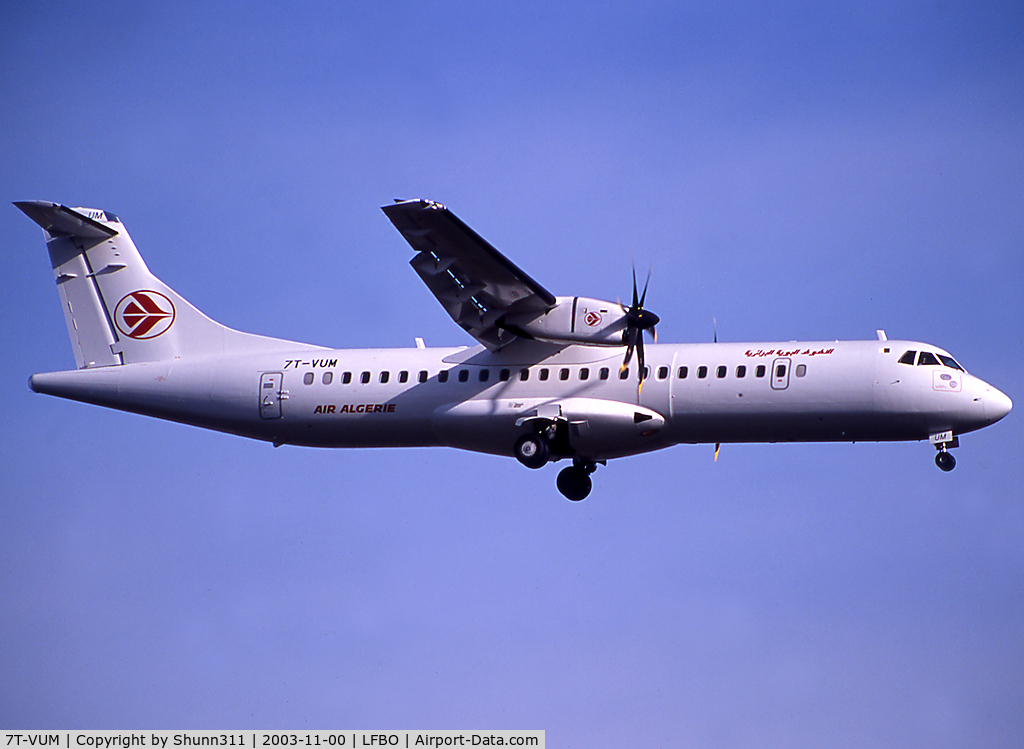 7T-VUM, 2001 ATR 72-212A C/N 677, Landing rwy 14R