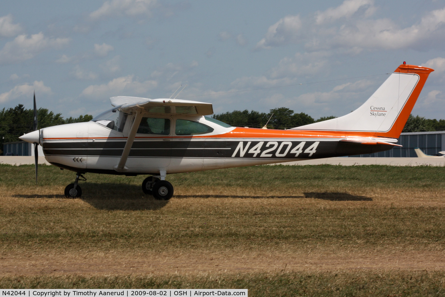 N42044, 1968 Cessna 182L Skylane C/N 18258828, 1968 Cessna 182L, c/n: 18258828