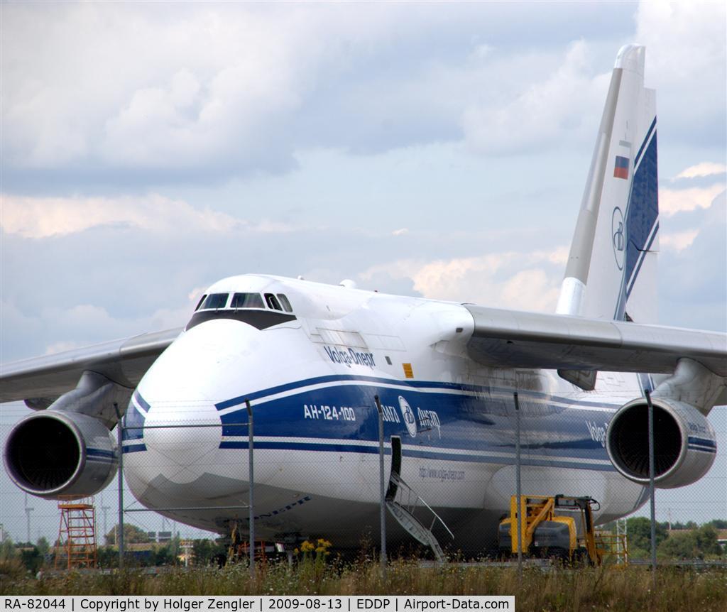 RA-82044, 1991 Antonov An-124-100 Ruslan C/N 9773054155109, Volga Dnepr Antonov AN-124-100