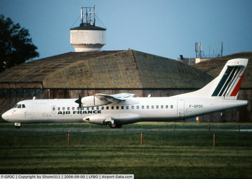 F-GPOC, 1992 ATR 72-202 C/N 311, Landing rwy 32L in full AF c/s