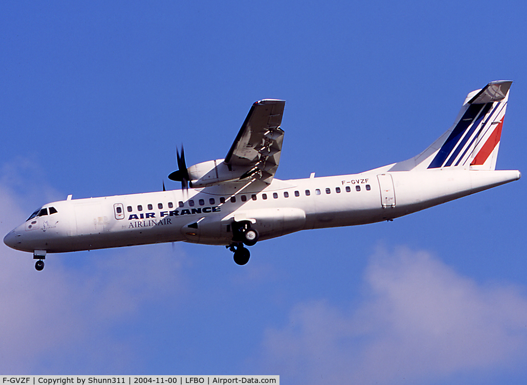 F-GVZF, 1995 ATR 72-212 C/N 461, Landing rwy 32L in full AF c/s