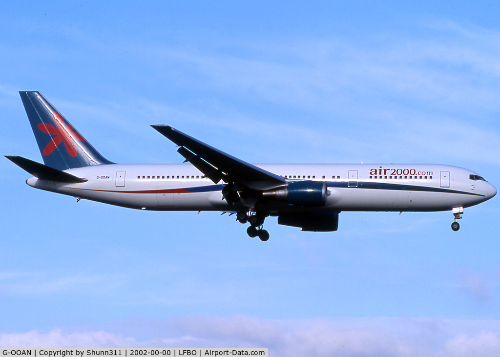 G-OOAN, 1993 Boeing 767-39H C/N 26256, Landing rwy 14R in latest c/s...