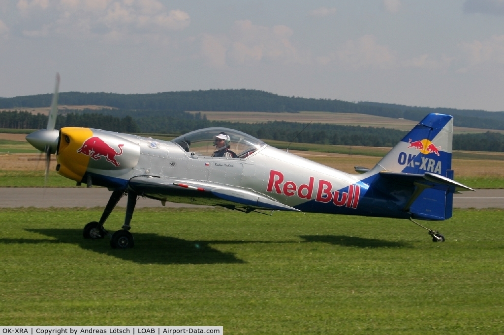 OK-XRA, Zlin Z-50LX C/N 0071, Radka Machova at the Airshow09 at Dobersberg