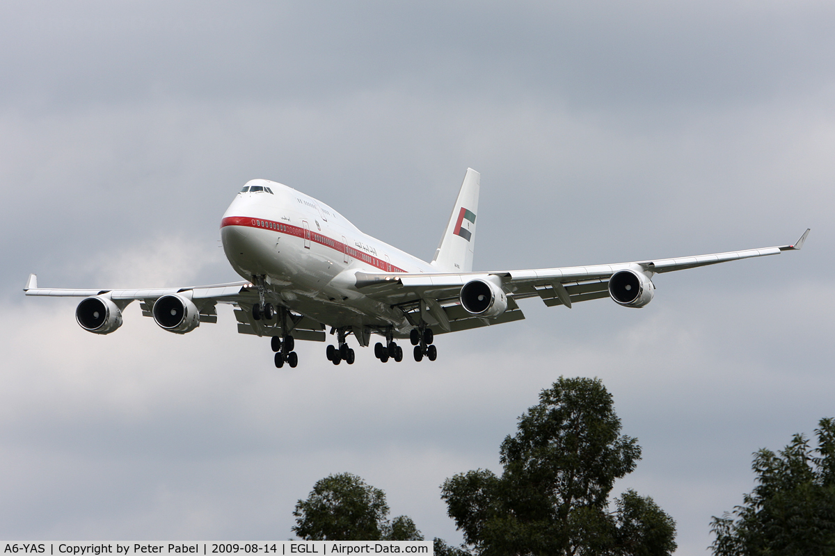 A6-YAS, 1998 Boeing 747-4F6 C/N 28961, LHR