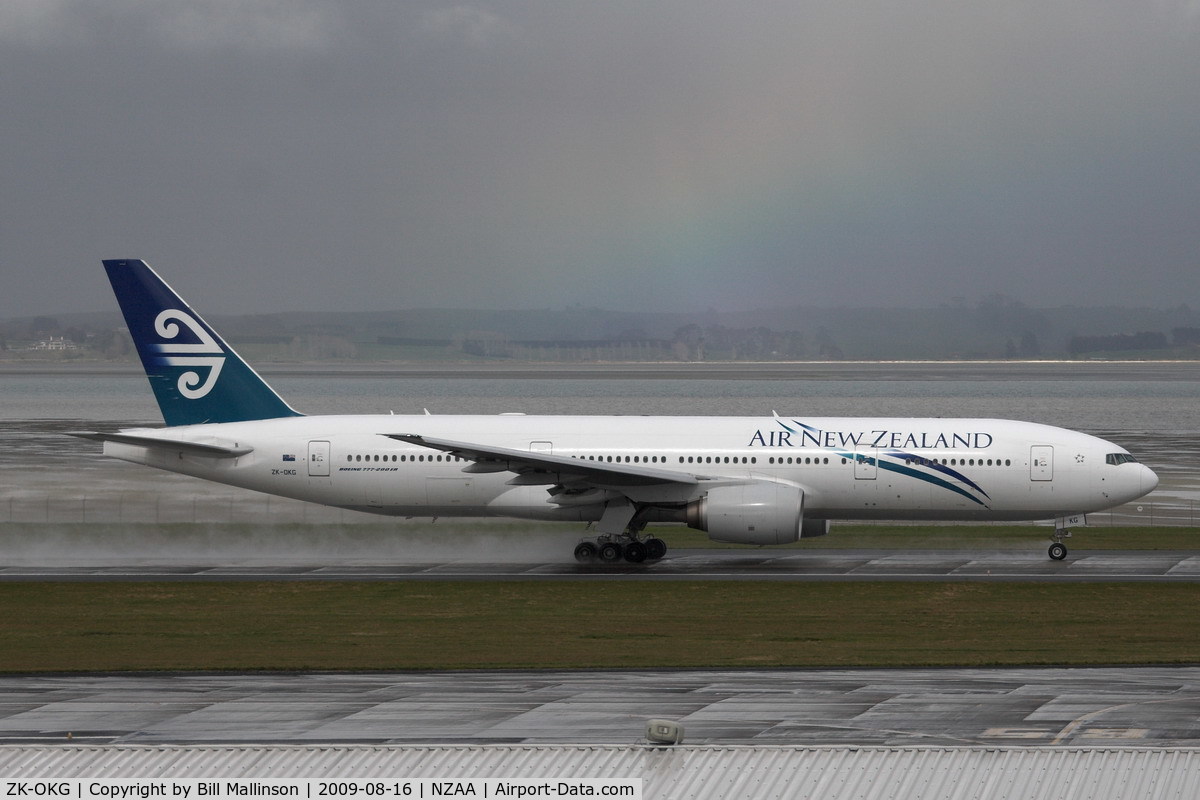 ZK-OKG, 2006 Boeing 777-219 C/N 29403, but there is always a rainbow at the end :)
