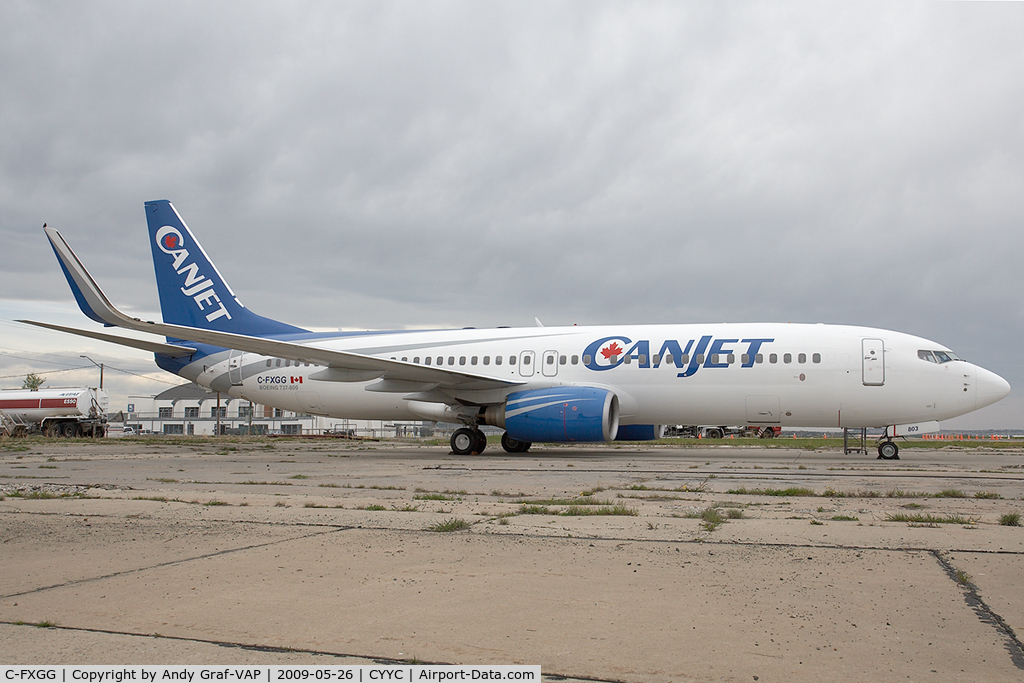 C-FXGG, 2000 Boeing 737-81Q C/N 29051, Canjet 737-800