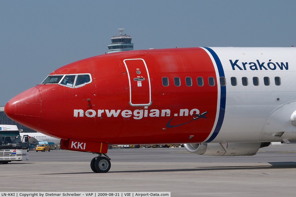LN-KKI, 1990 Boeing 737-3K2 C/N 24329, Norwegian Boeing 737-300